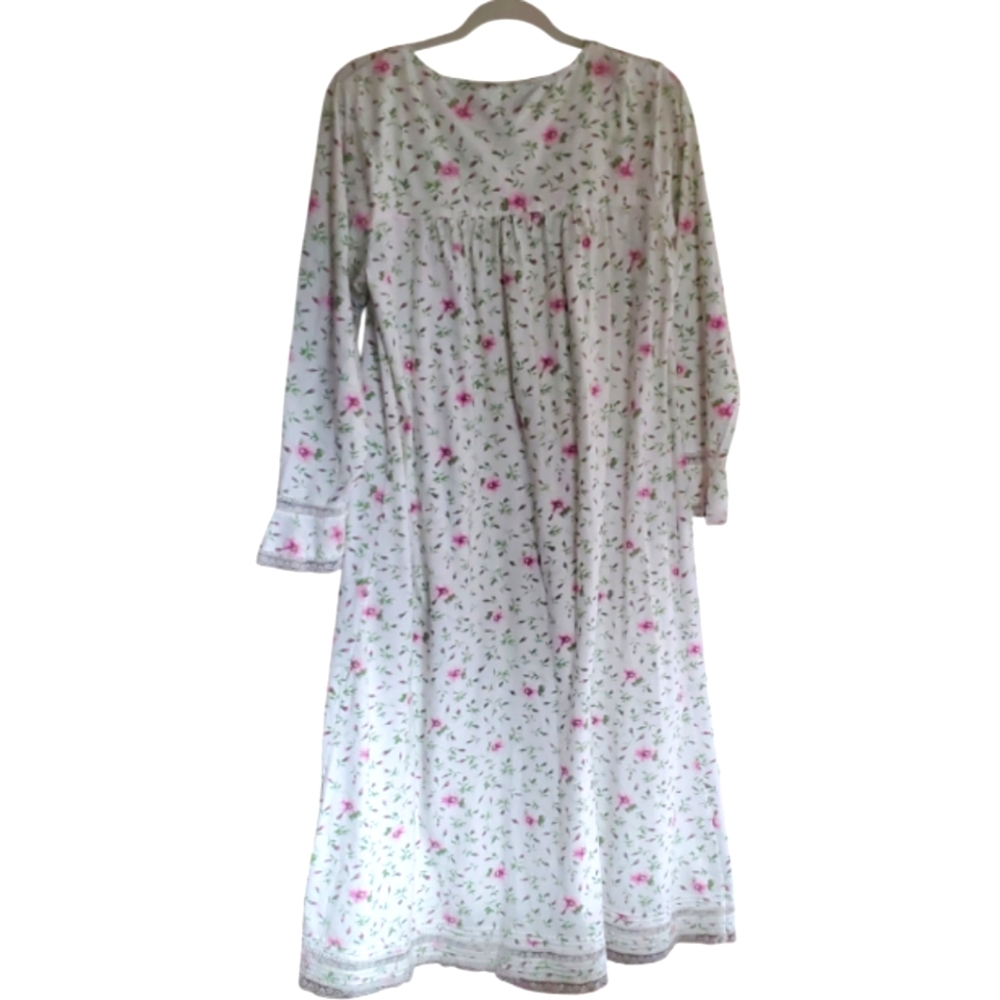 Aria 100% Cotton Long Floral Print & Lace Trim Nightgown in Medium - Picture 9 of 11